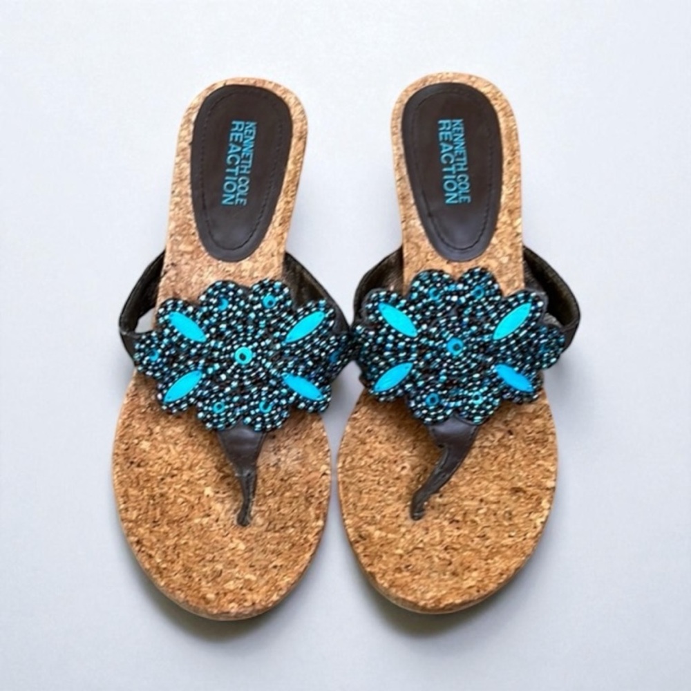 Kenneth Cole Reaction Beaded Wedge Sandal in Turquoise/Brown Size 8